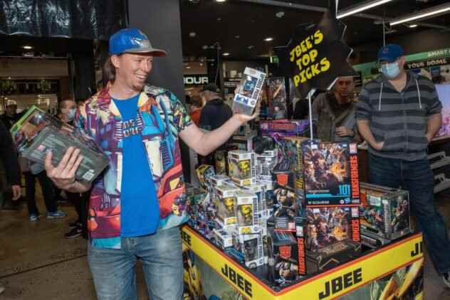 JBEE Transformers Canavarların Yükselişi JB Hi-fi