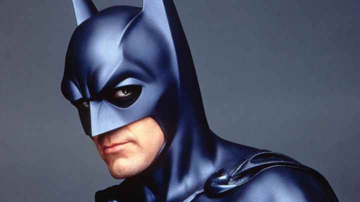 Batman & Robin'de Batman rolünde George Clooney