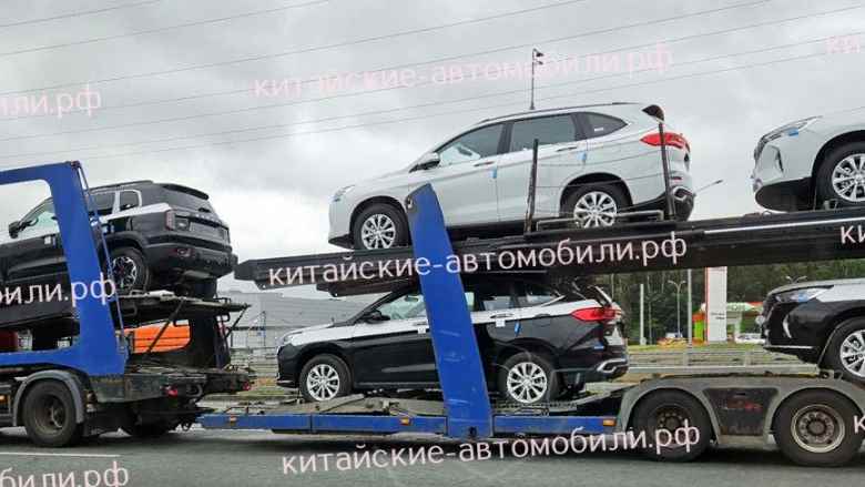 Geçişler Haval M6 şimdiden Rusya'ya gelmeye başladı.  En uygun fiyatlı Haval modellerinden biri olacak