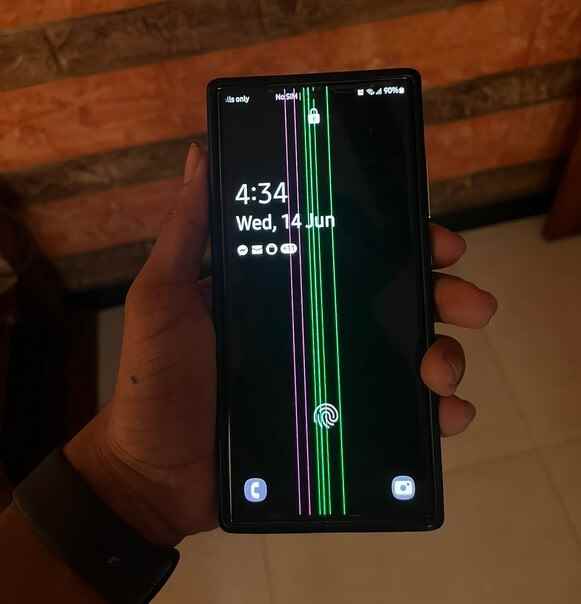 Samsung Hindistan, bu Galaxy Note 20 Ultra'nın ekranını değiştirdi - Birçok cihazda bu sorun olmasına rağmen Samsung, bir Note 20 Ultra ekranını ücretsiz olarak değiştiriyor