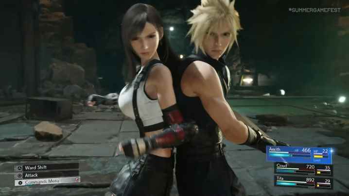 Cloud ve Tifa, bir kavgada arka arkaya duruyor.