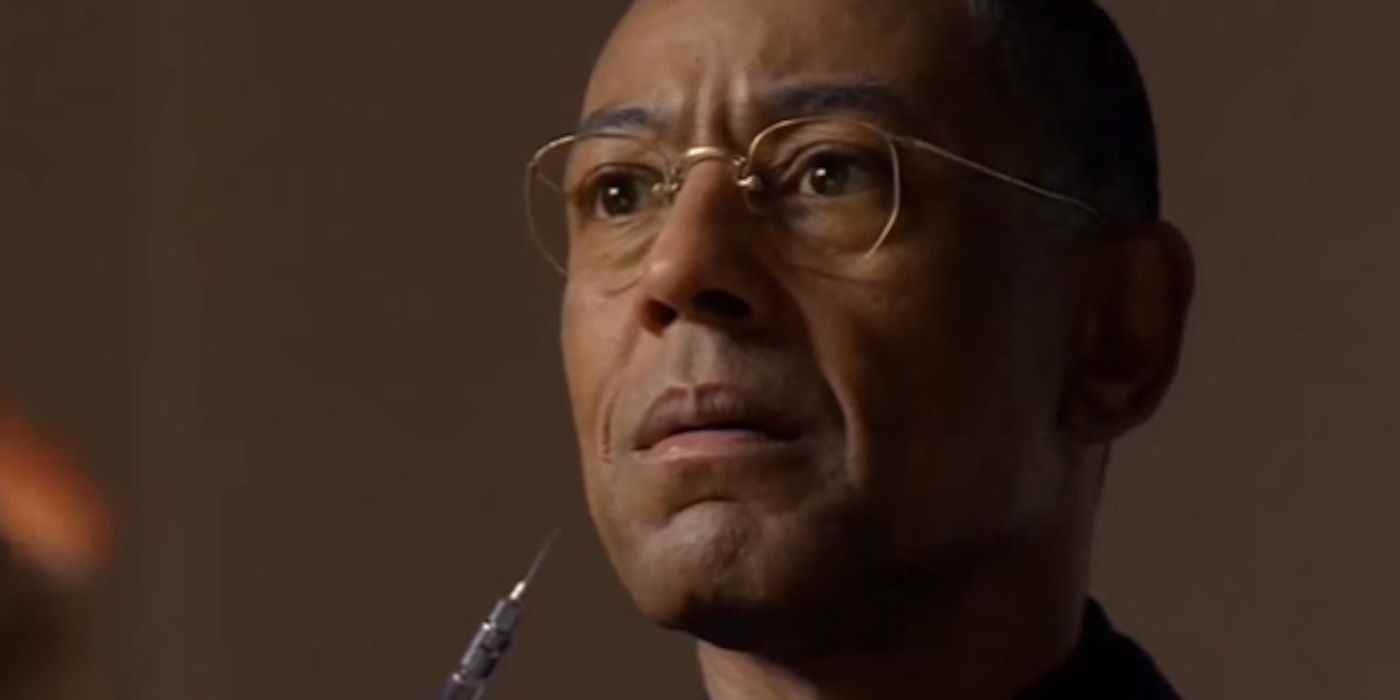 Gus Fring bir şırıngayla.