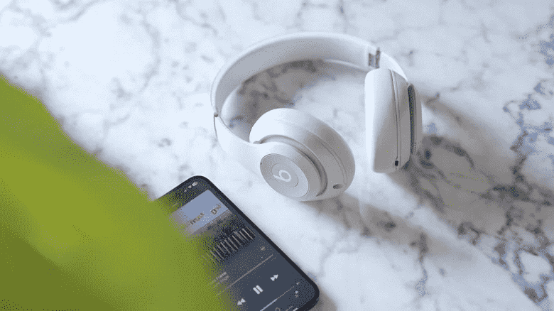 Apple Yeni Kablosuz Kulaklıklar Sunuyor: Amiral Gemisi Beats Studio Pro Sunuldu