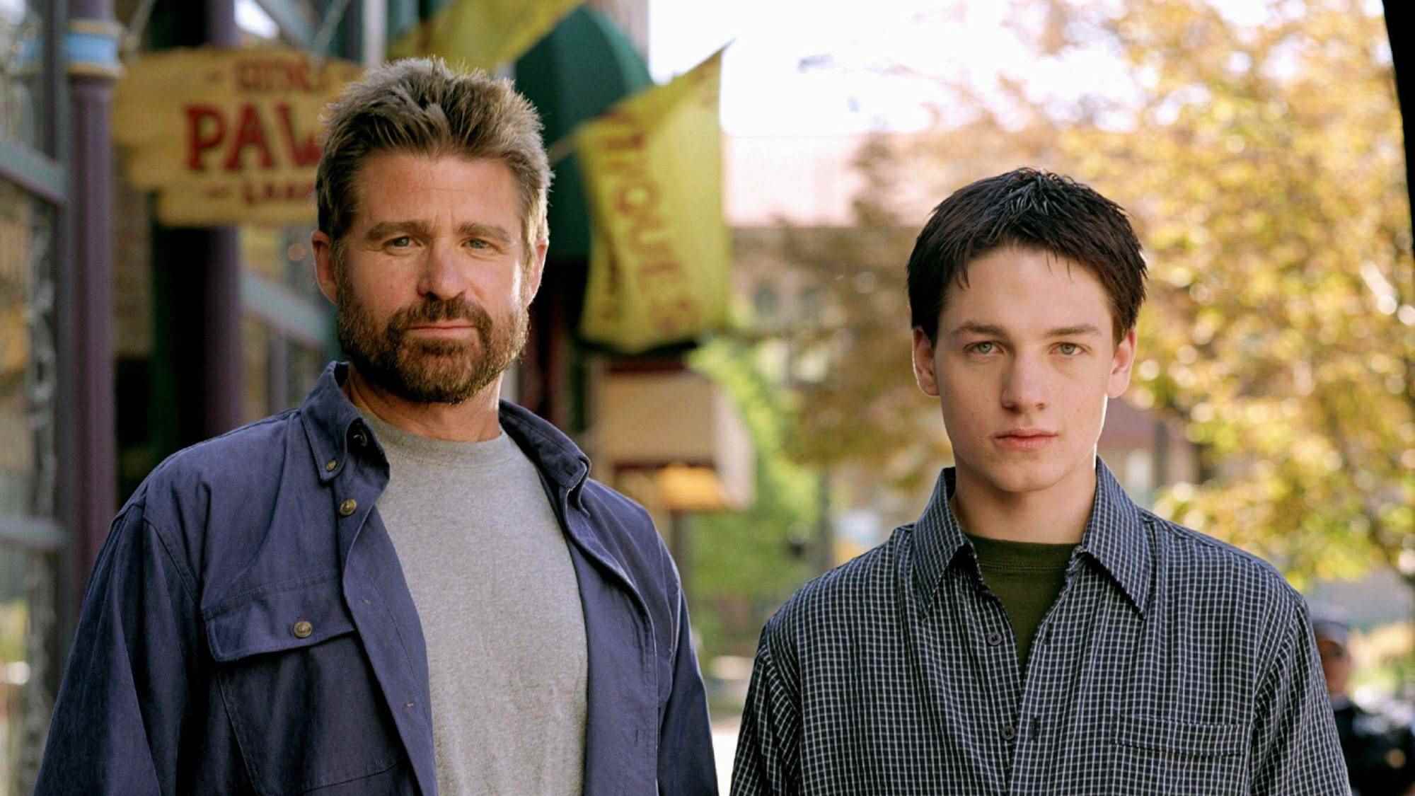 (Sol, Sağ) Williams ve Gregory Smith'i Everwood'da tedavi edin