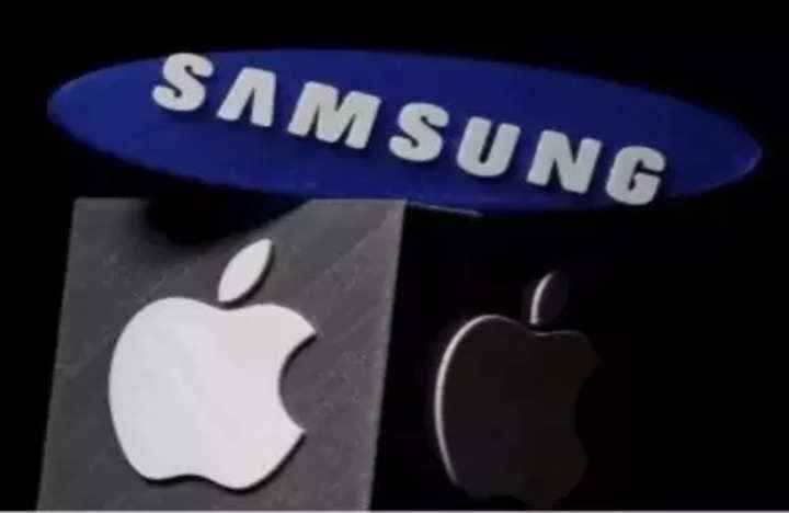 Bu iki Çinli akıllı telefon markası, Apple ve Samsung'un çıkışından sonra Rusya pazarına hakim oldu