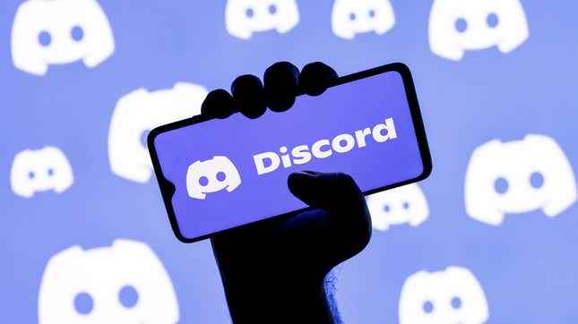 Discord, Çocuklarınızı Gözetlemek İçin Yeni Ebeveyn Denetimlerini Açıklıyor başlıklı makale için resim