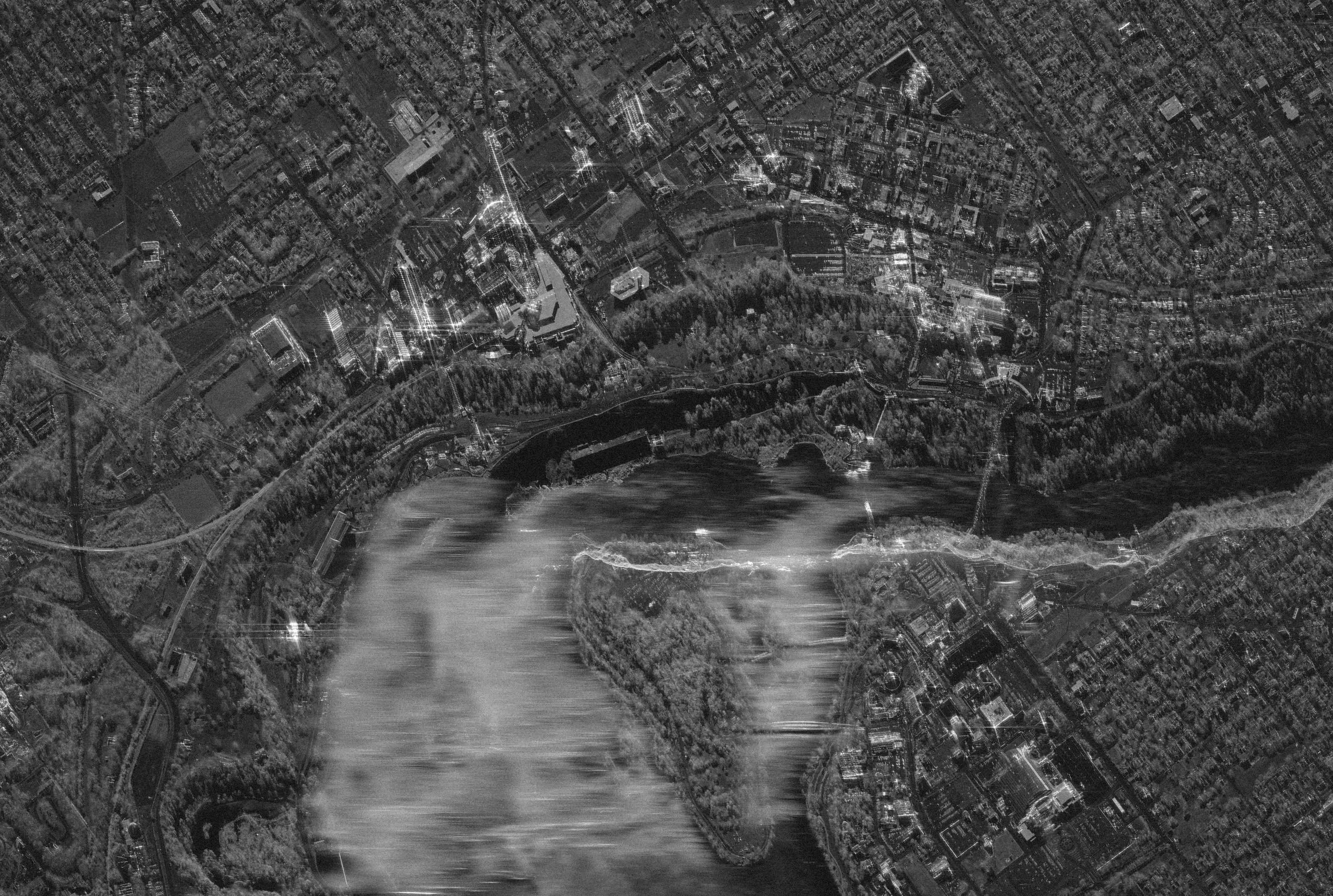 Niagara Şelalesi'nin uydu görüntüleri