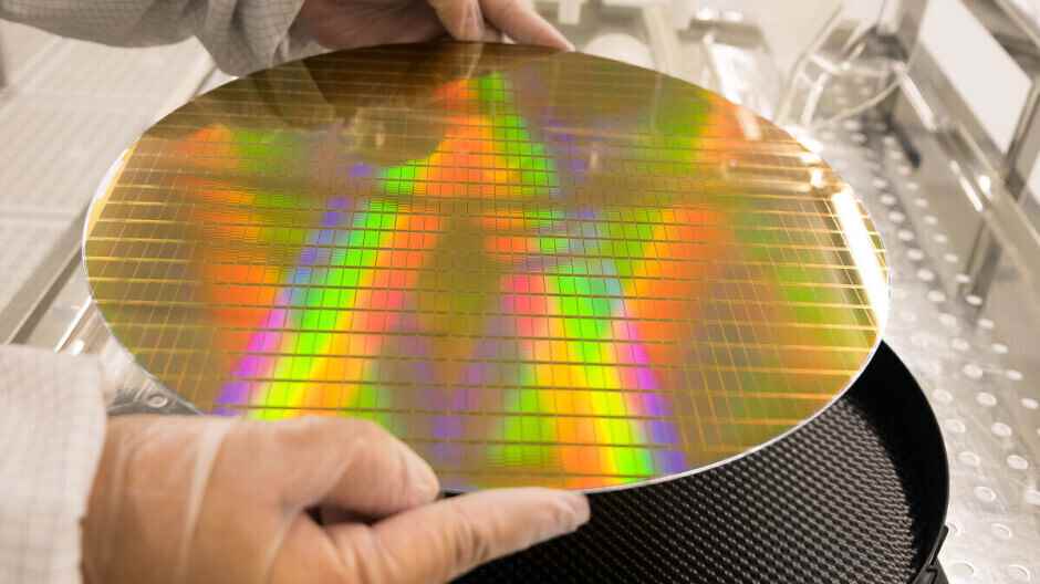 TSMC'nin ilk Arizona fabrikası, 4nm seri üretiminin başlamasını 2025'e kadar erteledi - Vasıflı ABD işçi eksikliği, TSMC'nin ilk Arizona fabrikasını açmayı ertelemesine neden oluyor