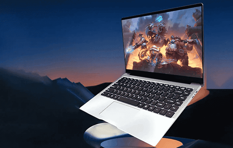 Kuu Xbook 3 oyun çalıştırıyor