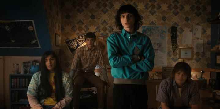 Orijinal ekip Stranger Things 4'te tekrar bir araya geliyor.