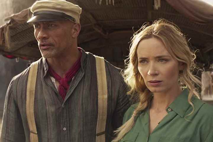 Jungle Cruise'da Dwayne Johnson ve Emily Blunt bir teknede rol alıyor.