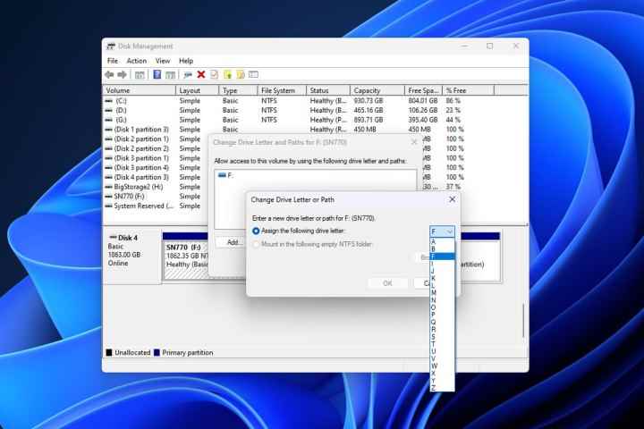 Windows 11'de SSD için sürücü harfini değiştirme.