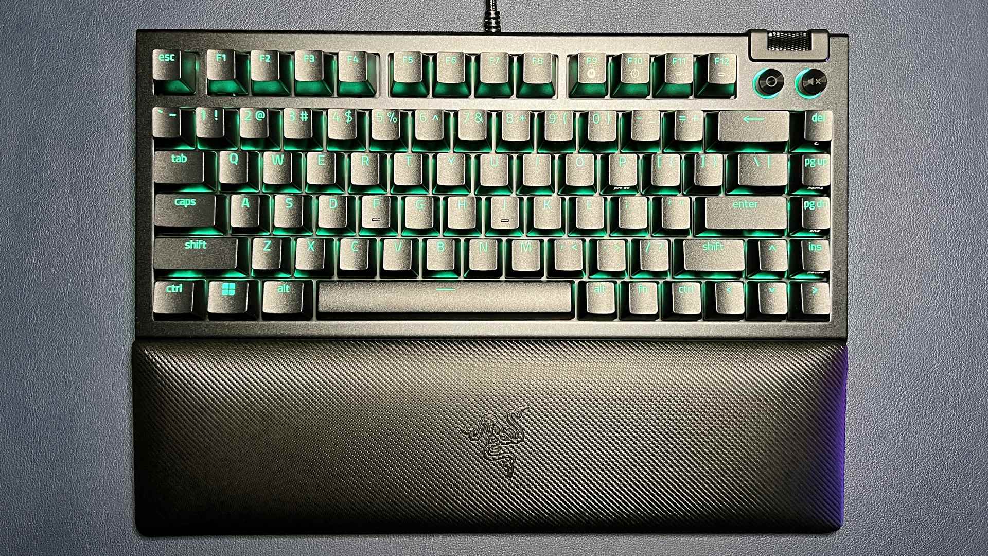 razer blackwidow v4 75%