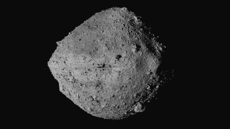 NASA uzay aracı bir asteroitten bugüne kadarki en büyük örneği taşıyor