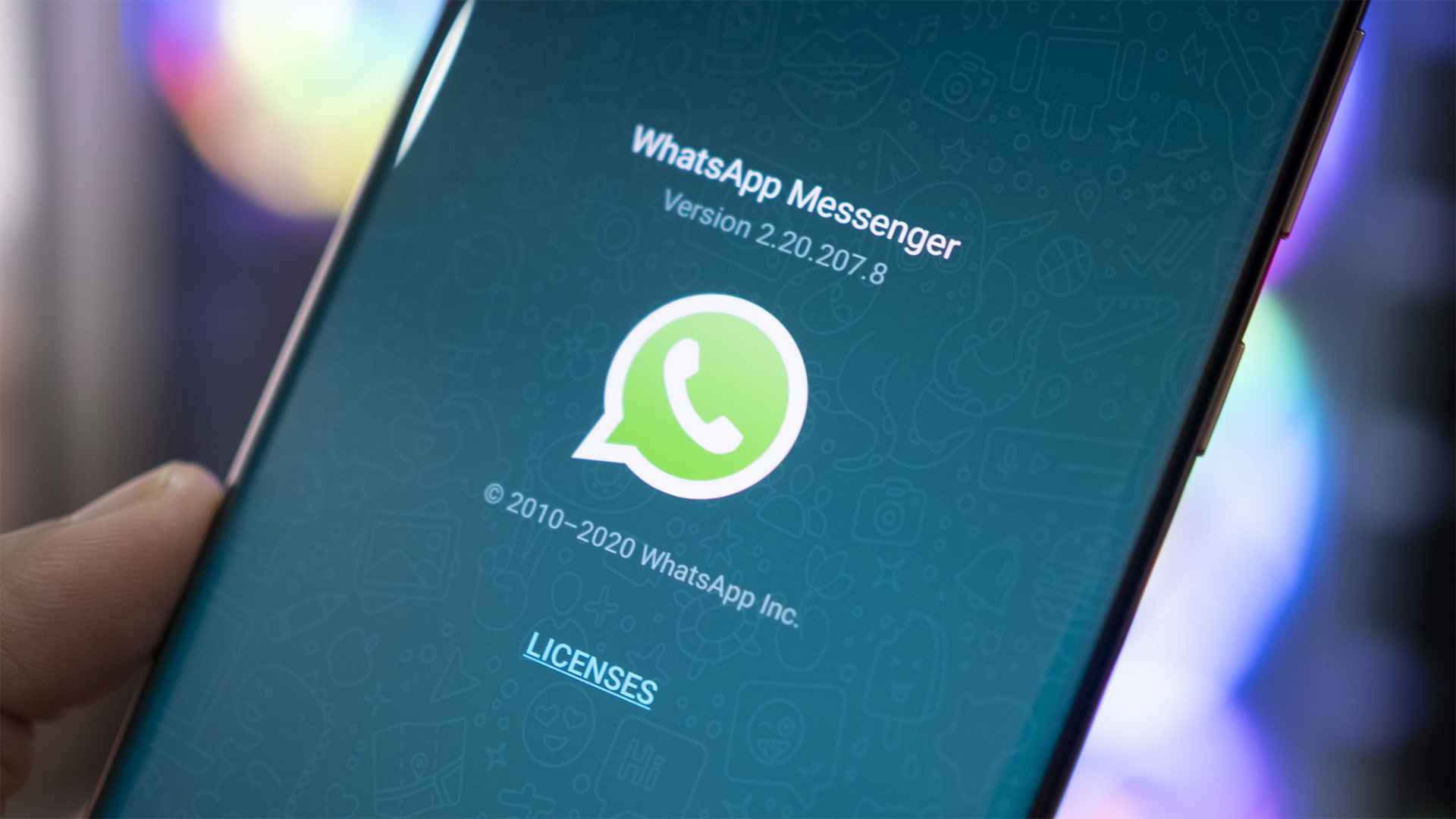 Akıllı telefonda Whatsapp logosu