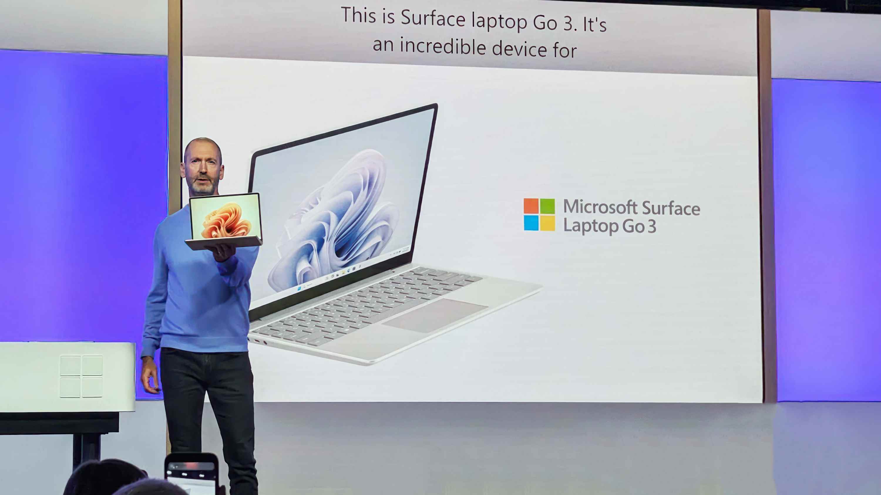 Microsoft Surface Dizüstü Bilgisayar Go 3