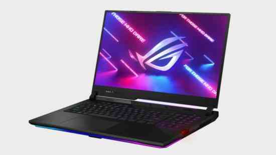 Asus ROG Strix Scar 17'nin görüntüsü