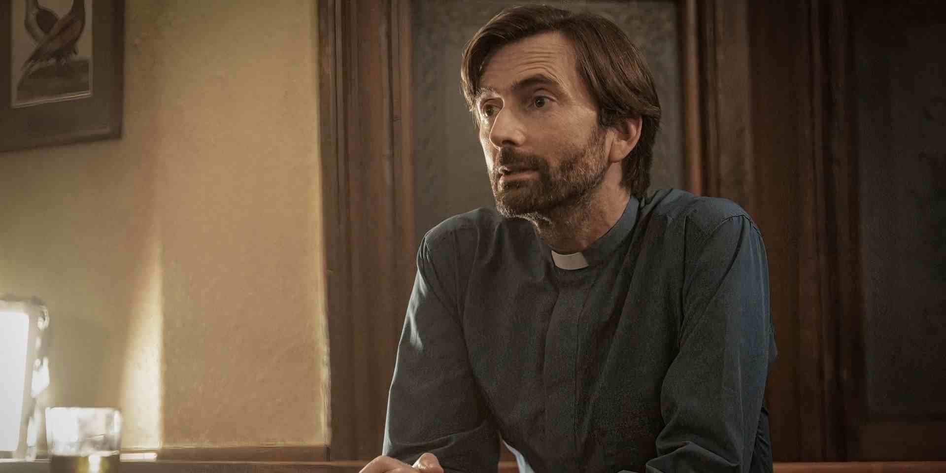 David Tennant Inside Man'de bir barda