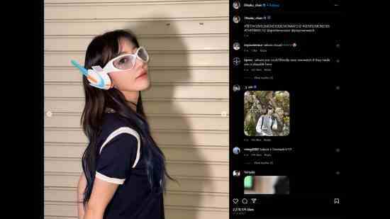Overwatch 2 K-pop işbirliği - Le Sserafim üyesi Sakura Miyawaki, Instagram hesabındaki bir gönderide D.va Gentle Monster gözlükleriyle poz veriyor.