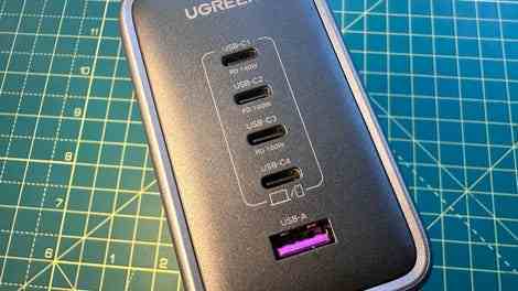 Ugreen Nexode 140W USB-C şarj cihazı