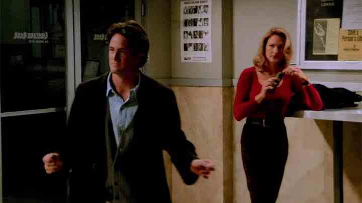 Arkadaşlar'da Matthew Perry ve Jill Goodacre.