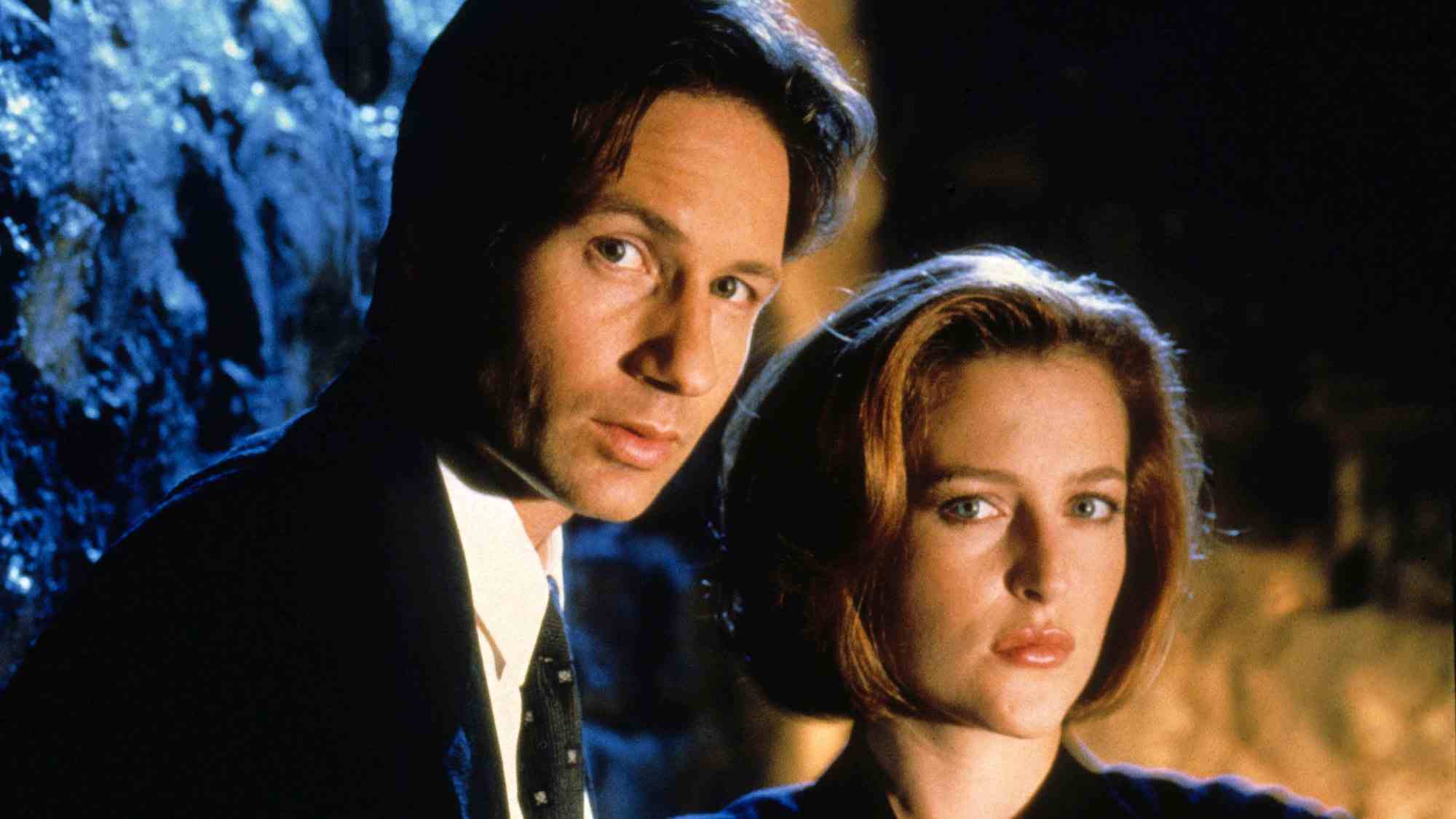 Gizli Dosyalar'da David Duchovny ve Gillian Anderson