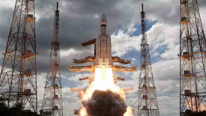 ISRO, 2035 yılına kadar Bharat Uzay İstasyonunu kurmayı ve insanları aya göndermeyi planlıyor