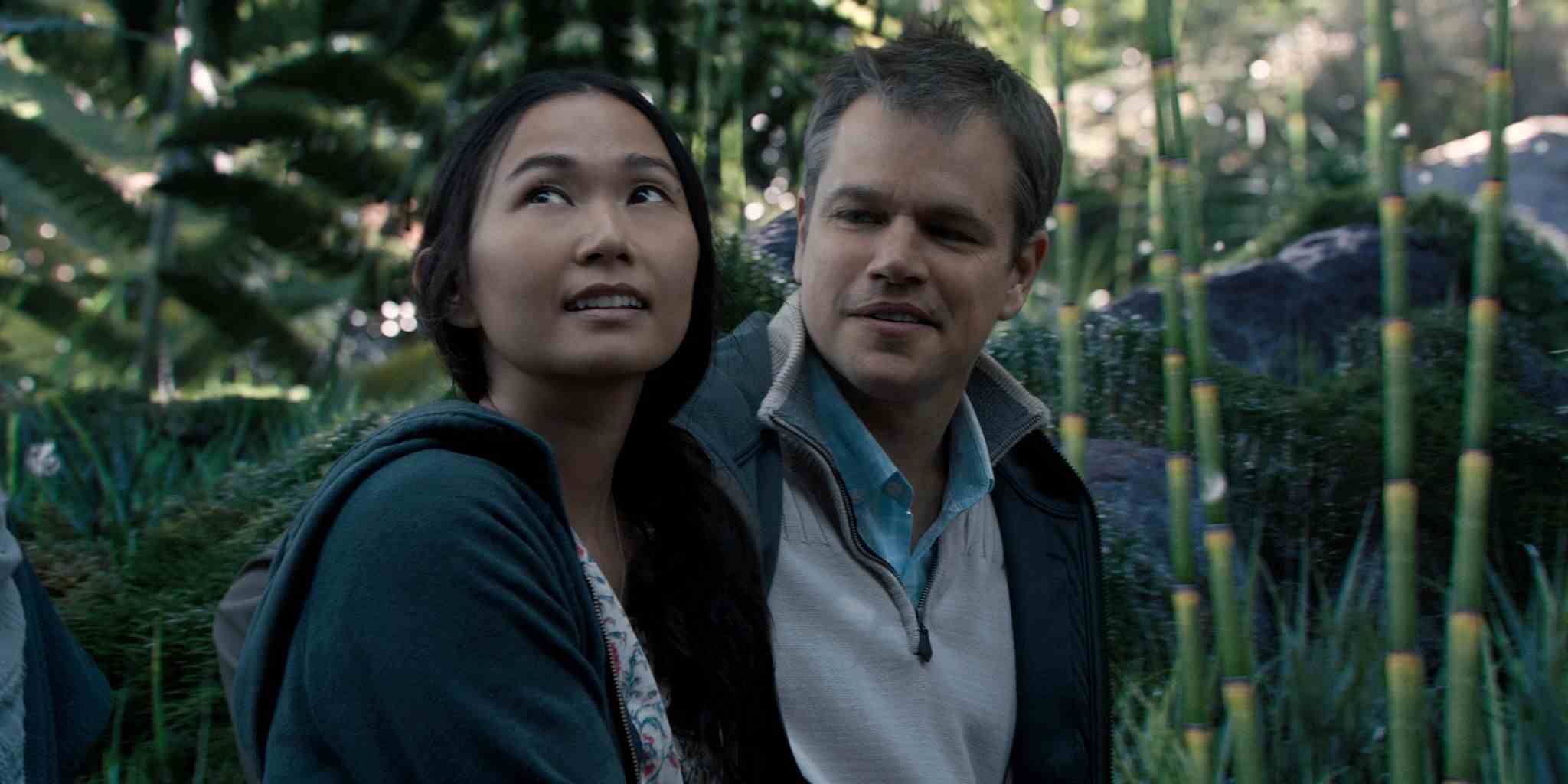 Hong Chau ve Matt Damon Küçülme'de bir ormanda 