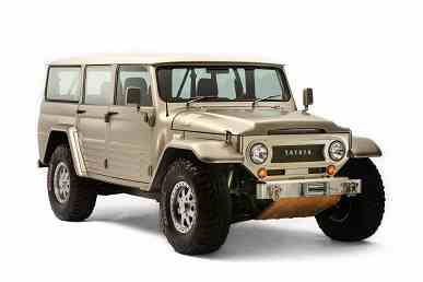 Toyota, Land Cruiser FJ45 ve Land Cruiser 100'den oluşan alışılmadık bir Retro Cruiser'ı restore etti