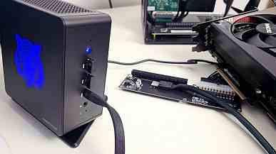 Kompakt bir mini bilgisayar satın alın ve ona bir GeForce RTX 4090 bağlayın.Bu video kartı, OCulink aracılığıyla Minisforum EliteMini UM780 XTX'e bağlandı 