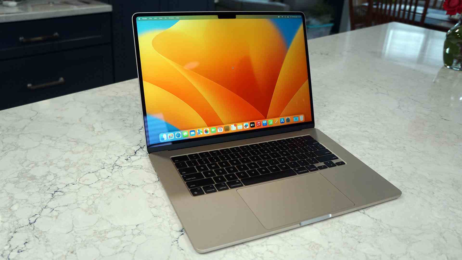 MacBook Air 15 inç (2023)