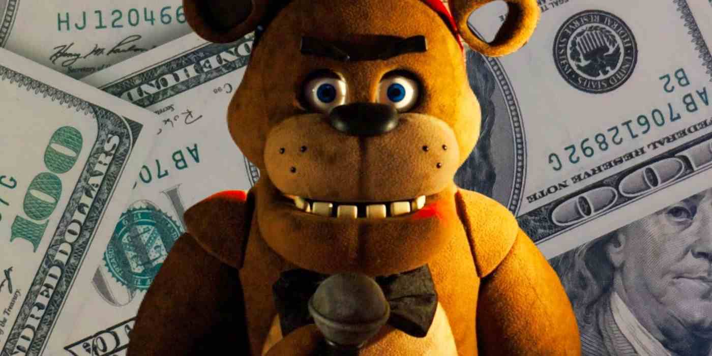 Five Nights at Freddy's in Front of Money'den Freddy Animatronic