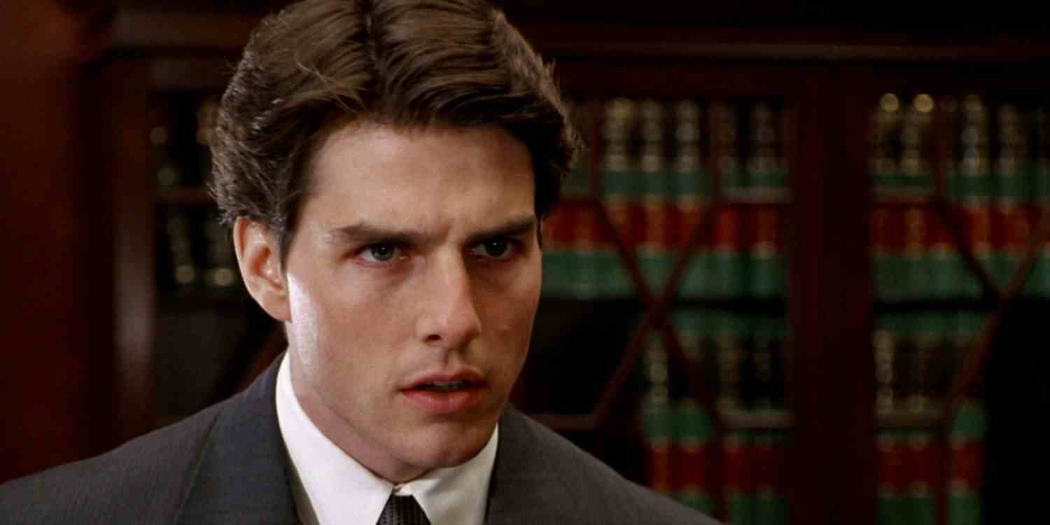 Tom Cruise, The Firm'da şok olmuş görünen Mitch McDeere rolünde