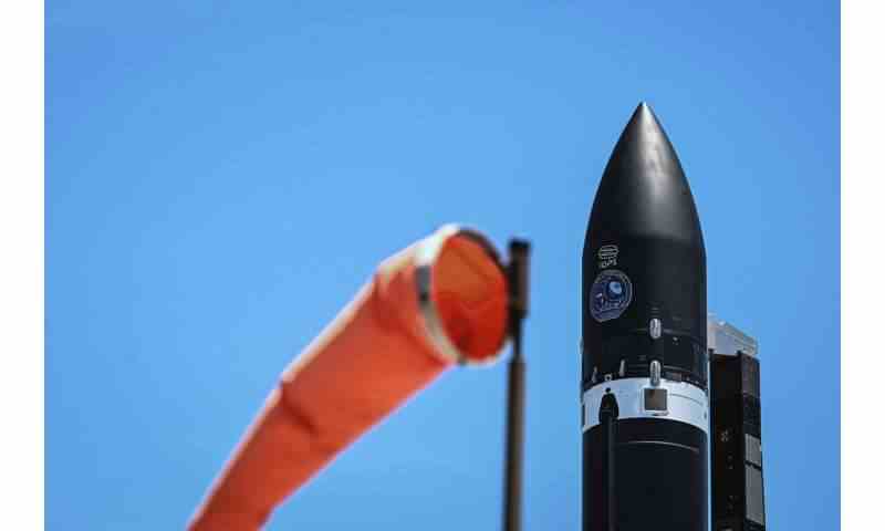 Rocket Lab, uzay şirketinin Yeni Zelanda'daki kompleksinden bir Japon uydusunu fırlattı