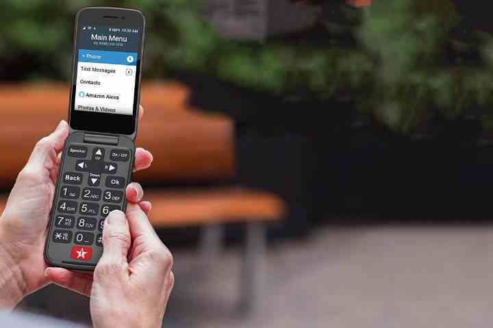 Telefonu kullanan yaşlılar için Jitterbug Flip2 Cep Telefonu.