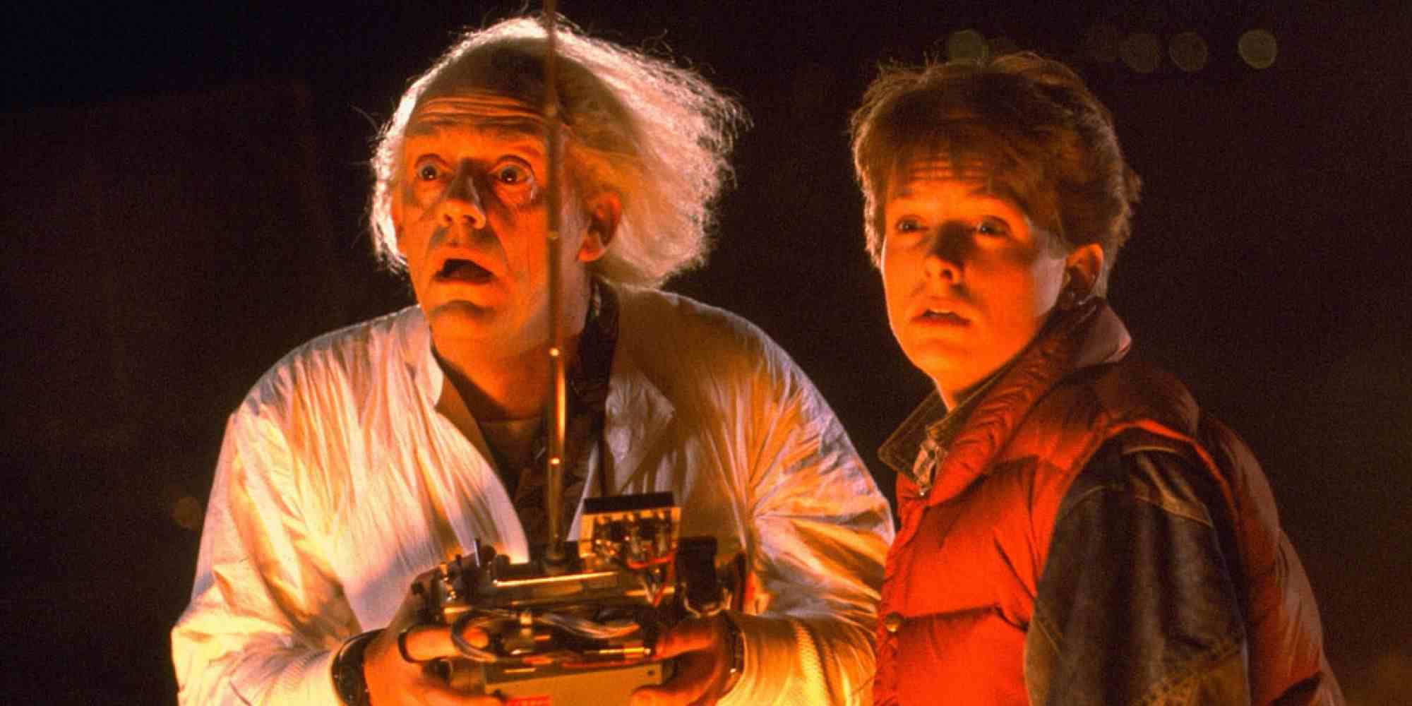 Geleceğe Dönüş'te Doc Brown ve Marty McFly şok edici görünüyor