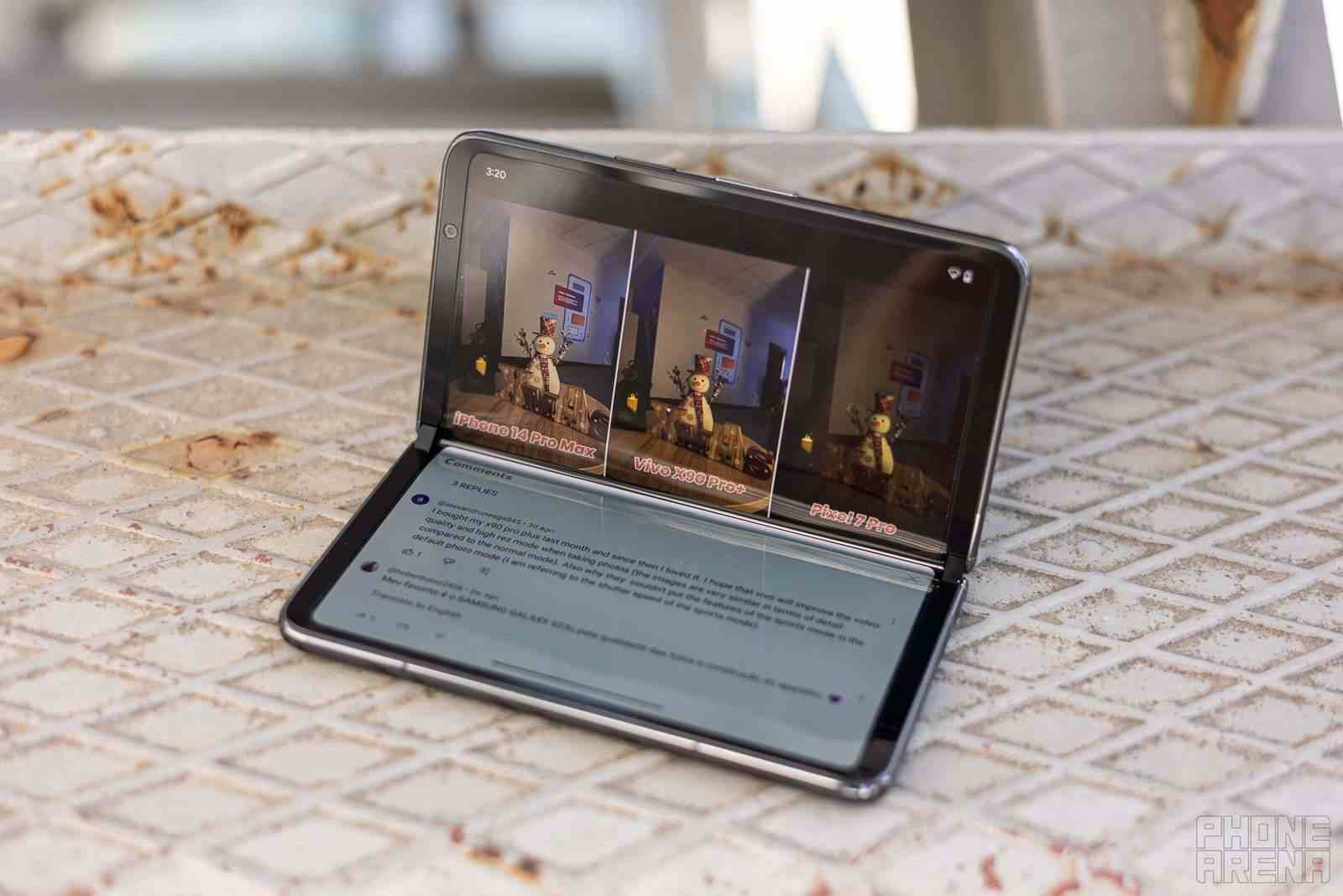 Masaüstü modunda Pixel Fold - Samsung nihayet katlanmış olarak da kullanabileceğiniz bir katlanabilir ürün üretecek mi?