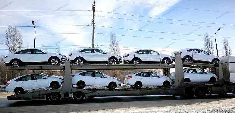 AvtoVAZ, Lada Vesta'nın üretimine tüm seçenekleriyle yeniden başladı