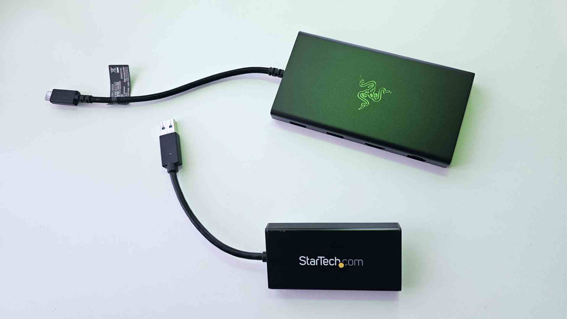 Razer USB-C Bağlantı İstasyonu