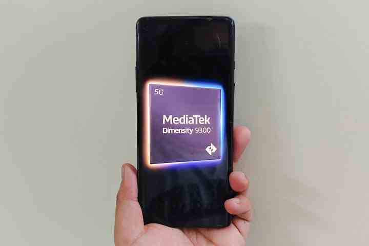 Android telefonun içindeki MediaTek Dimensity 9300 SoC.