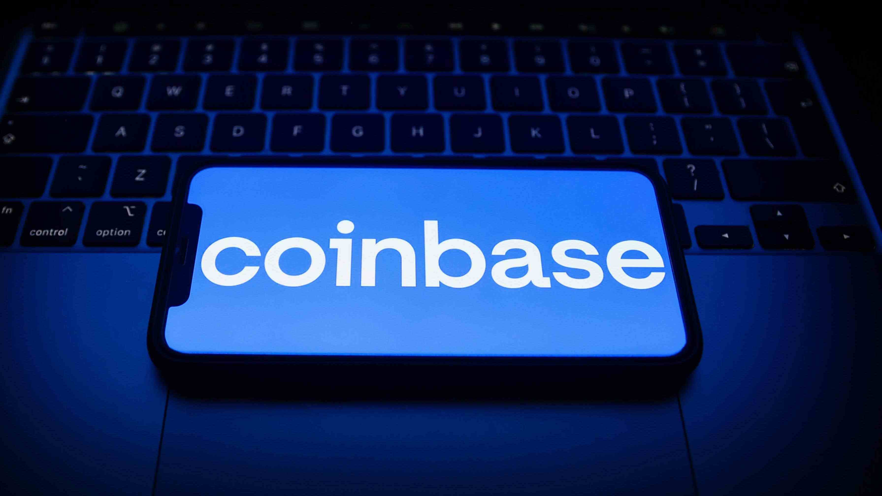 Bitcoin Fiyatı Yükselirken Coinbase Hesapları Kesintide Sıfıra Düşüyor başlıklı makale için resim