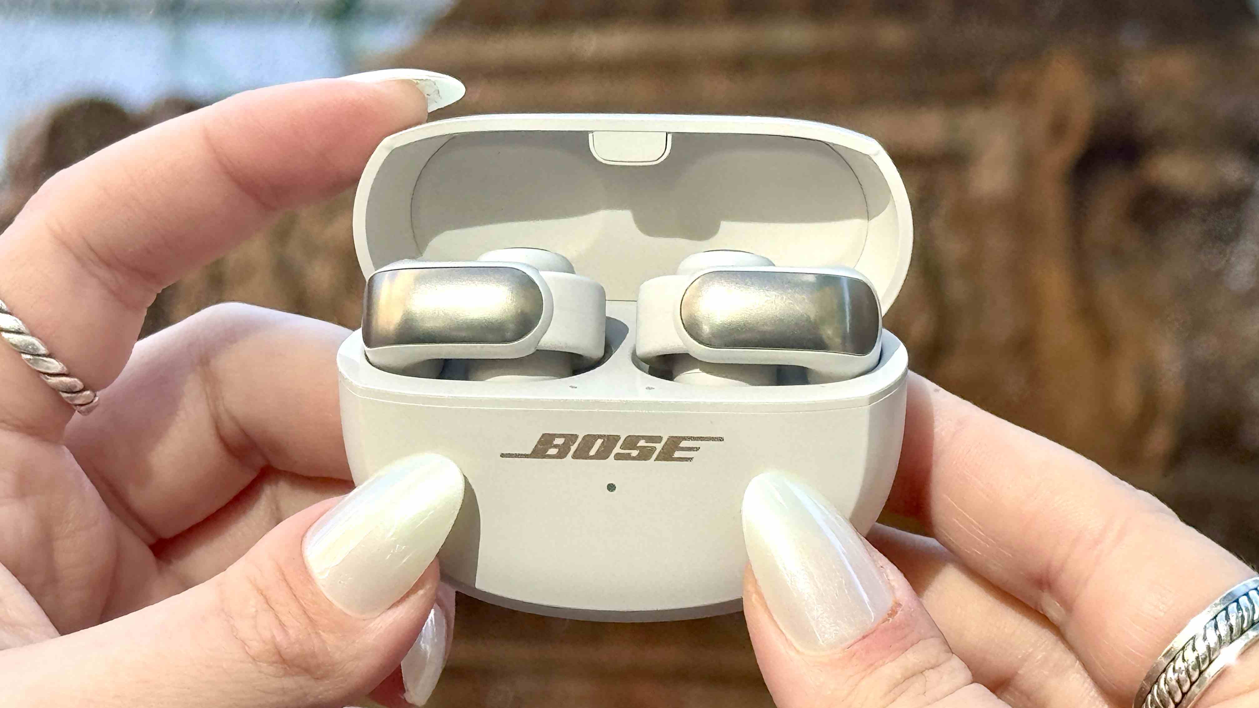 Bose Ultra Açık Kulaklıklar