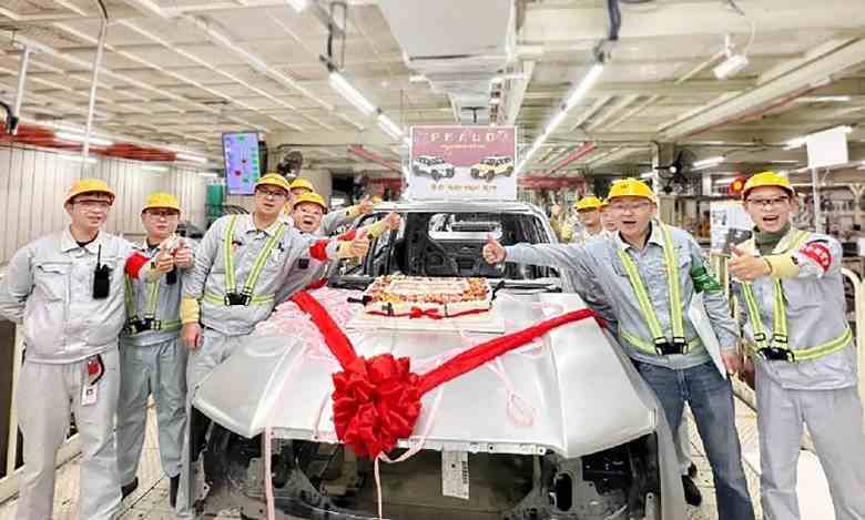 En yeni Toyota Land Cruiser Prado 250'nin üretimi Çin'de başladı