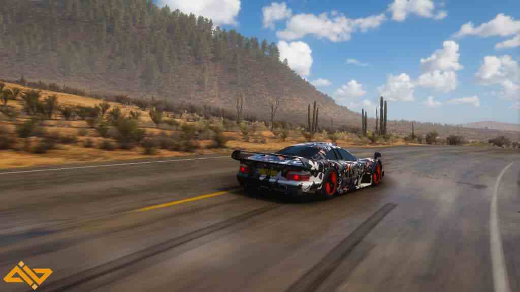 Mercedes-Benz AMG CLK GTR - Forza Horizon 5 En İyi Alman Arabaları Özelliği