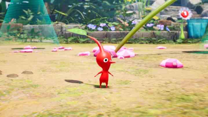 Kırmızı bir Pikmin, Pikmin 4'te etrafına bakıyor.