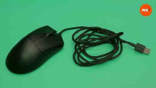 razer deathadder v3 incelemesi 08 kablo