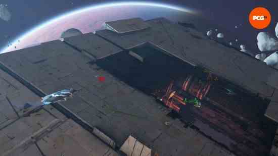 Homeworld 3 incelemesi: Bir gezegenin yörüngesinde dönen devasa bir uzay gemisi.