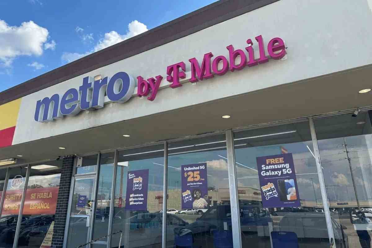 Metro by T-Mobile, şüphesiz bugün ABD'deki en popüler ön ödemeli operatörlerden biridir.  - Az bilinen taşıyıcı (ABD'de) FCC'den T-Mobile'a karşı acil önlem almasını istiyor