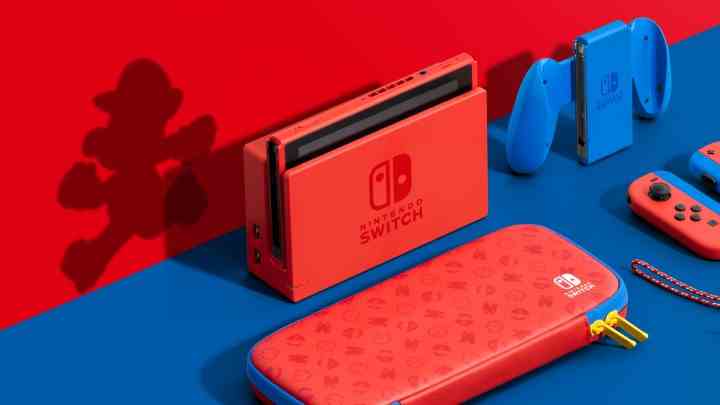 Bir Nintendo Switch Kırmızı ve Mavi sistemi.