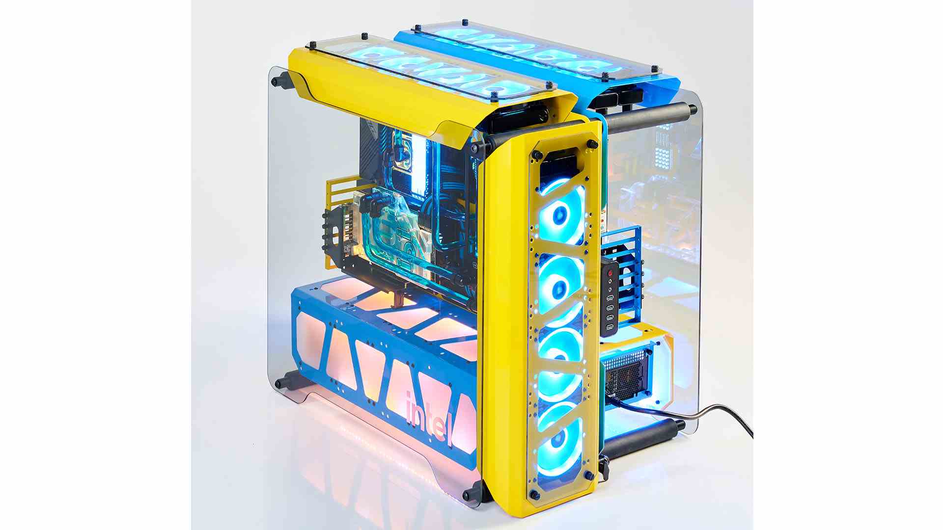 Intel mavi ve sarı kasadaki ikili sistem